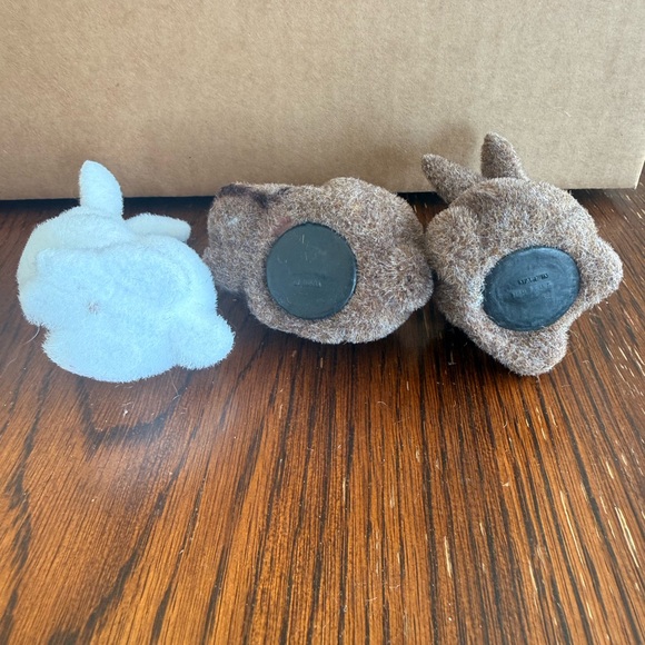 Vintage lot flocked felt bunny fuzzy rabbits mini and 2 banks - Picture 4 of 16